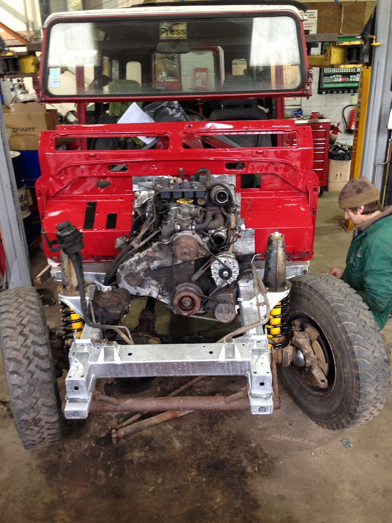 20131128 LAND ROVER Rebuild by Mark Kelly 18.jpg
